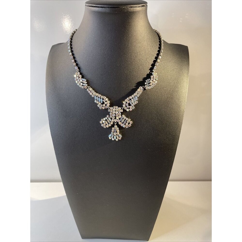 NOS! Vintage Blue Tint Aurora Borealis Rhinestone Necklace Unsigned Foil Back E5